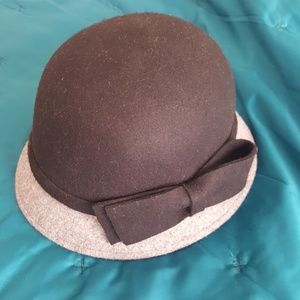 Retro Cloche Hat with Bow Detail